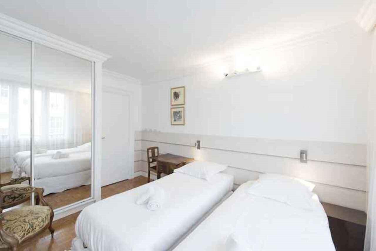 Veeve - Apartment Near Pont De Grenelle Paris Dış mekan fotoğraf